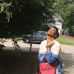 Meet your Posher, Lucy